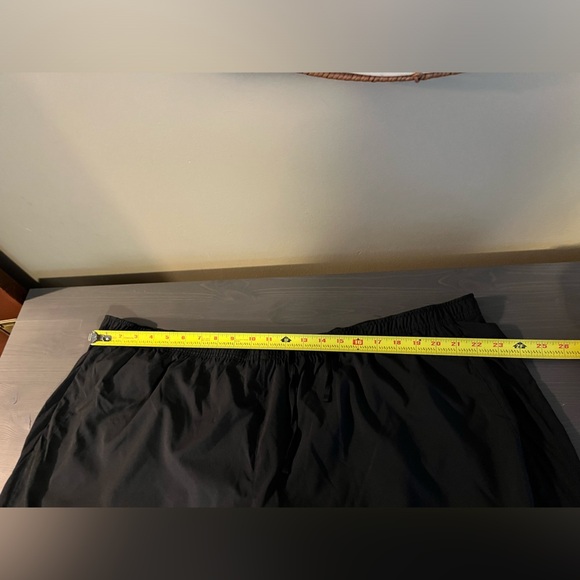 New Balance Mens Accelerate 5 in Shorts 4XL - Picture 8 of 8